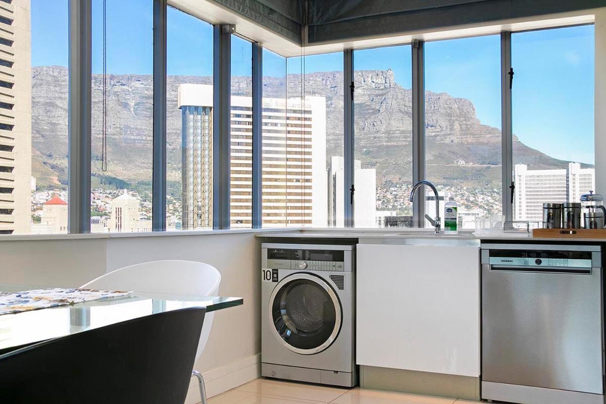Stay In Luxury At Stonehill Place Cape Town Exterior photo
