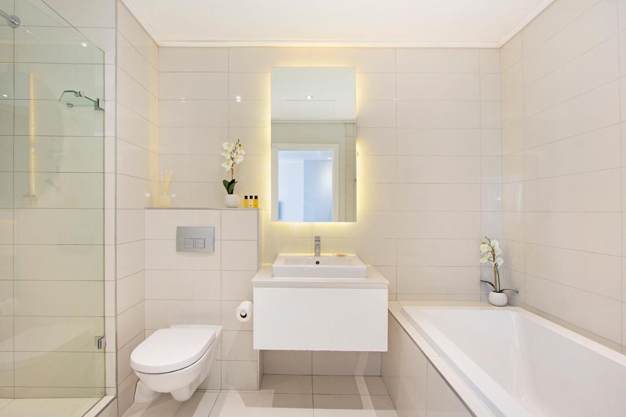 Stay In Luxury At Stonehill Place Cape Town Exterior photo